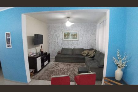 Casa à venda com 3 quartos, 232m² em Jardim Guarau, São Paulo
