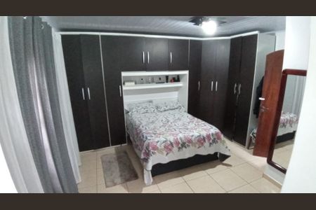 Casa à venda com 3 quartos, 232m² em Jardim Guarau, São Paulo