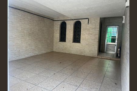 Casa à venda com 132m², 2 quartos e sem vaga