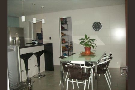 Casa à venda com 4 quartos, 350m² em Bairro dos Casa, São Bernardo do Campo