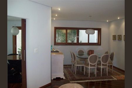 Casa à venda com 4 quartos, 350m² em Bairro dos Casa, São Bernardo do Campo