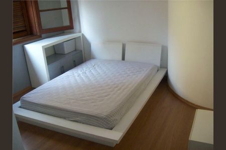 Casa à venda com 4 quartos, 350m² em Bairro dos Casa, São Bernardo do Campo