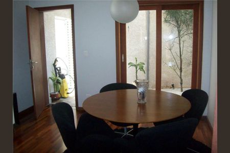 Casa à venda com 4 quartos, 350m² em Bairro dos Casa, São Bernardo do Campo