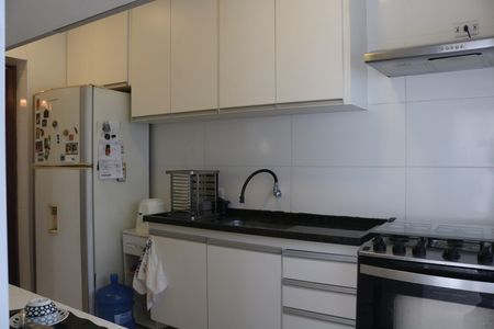Casa à venda com 150m², 4 quartos e 2 vagasCozinha