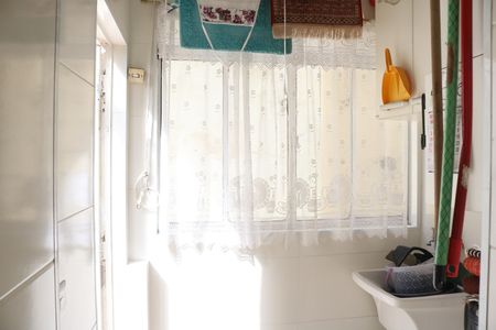 Casa à venda com 150m², 4 quartos e 2 vagasÁrea de Serviço