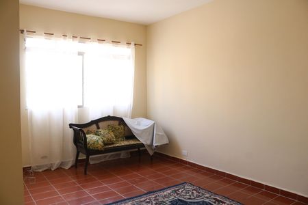 Casa à venda com 150m², 4 quartos e 2 vagasEdícula - Quarto