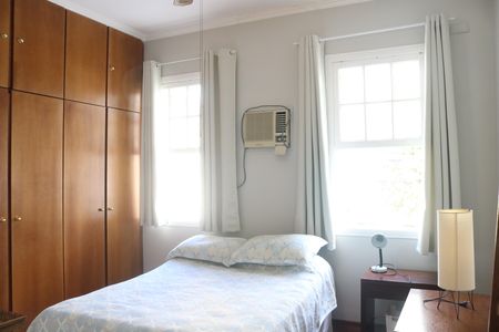Casa à venda com 150m², 4 quartos e 2 vagasQuarto 3