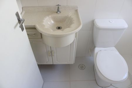 Casa à venda com 150m², 4 quartos e 2 vagasEdícula - Banheiro