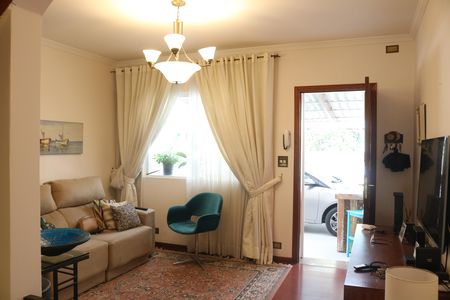 Casa à venda com 150m², 4 quartos e 2 vagasSala