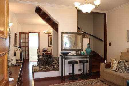 Casa à venda com 150m², 4 quartos e 2 vagasSala