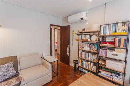 Apartamento à venda com 160m², 4 quartos e 2 vagas Apartamento à venda com 160m², 4 quartos e 2 vagasQuarto 3