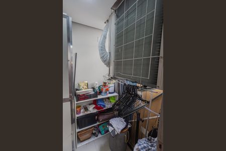 Apartamento à venda com 160m², 4 quartos e 2 vagas Apartamento à venda com 160m², 4 quartos e 2 vagasQuarto de Serviço/Despensa