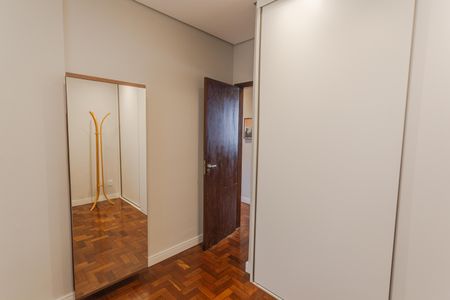Apartamento à venda com 160m², 4 quartos e 2 vagas Apartamento à venda com 160m², 4 quartos e 2 vagasQuarto 4