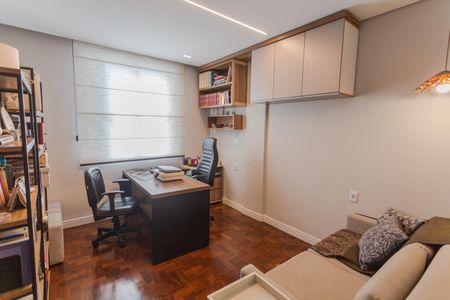 Apartamento à venda com 160m², 4 quartos e 2 vagas Apartamento à venda com 160m², 4 quartos e 2 vagasQuarto 3