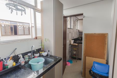 Apartamento à venda com 160m², 4 quartos e 2 vagas Apartamento à venda com 160m², 4 quartos e 2 vagasÁrea de Serviço