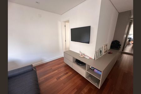 Casa de condomínio à venda com 240m², 4 quartos e 3 vagas Casa de condomínio à venda com 240m², 4 quartos e 3 vagasQuarto 4