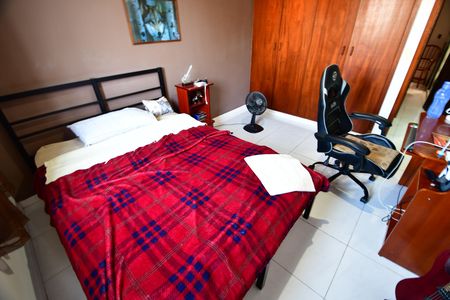 Quarto 1 de casa à venda com 3 quartos, 200m² em Jardim Santa Genebra, Campinas