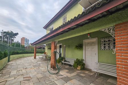Casa para alugar com 418m², 4 quartos e 2 vagas