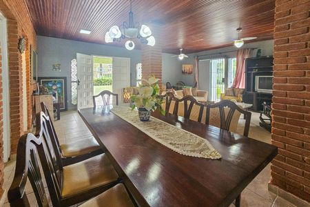 Casa para alugar com 418m², 4 quartos e 2 vagas
