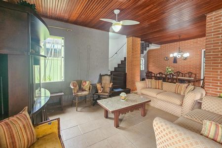 Casa para alugar com 418m², 4 quartos e 2 vagas