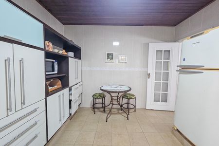 Casa para alugar com 418m², 4 quartos e 2 vagas