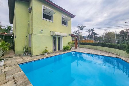 Casa para alugar com 418m², 4 quartos e 2 vagas