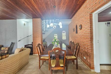 Casa para alugar com 4 quartos, 418m² em Jardim Virgínia, Guarujá