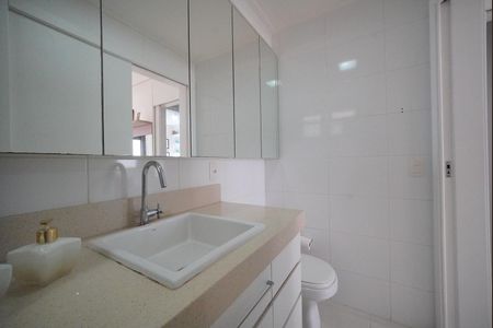Apartamento para alugar com 70m², 2 quartos e 1 vagaBanheiro da Suíte