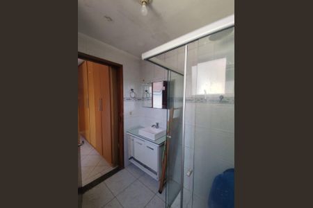 Apartamento à venda com 64m², 2 quartos e 1 vaga Apartamento à venda com 64m², 2 quartos e 1 vagaBanheiro