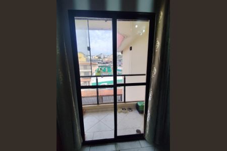 Apartamento à venda com 64m², 2 quartos e 1 vaga Apartamento à venda com 64m², 2 quartos e 1 vagaVaranda