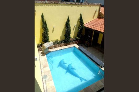 Casa para alugar com 230m², 4 quartos e 2 vagas