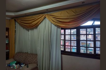 Casa para alugar com 230m², 4 quartos e 2 vagas Casa para alugar com 230m², 4 quartos e 2 vagasQuarto