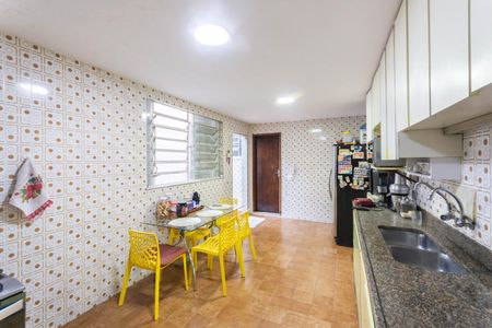 Casa para alugar com 350m², 5 quartos e 3 vagasCozinha