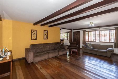 Casa para alugar com 350m², 5 quartos e 3 vagasSala
