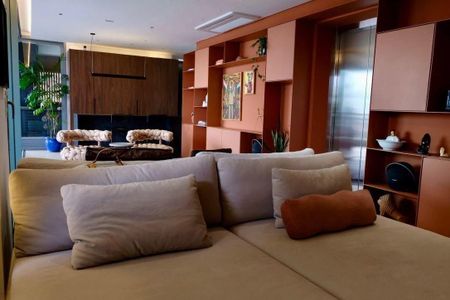 Apartamento à venda com 2 quartos, 167m² em Jardim das Acacias, São Paulo