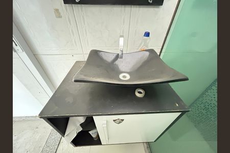 Apartamento para alugar com 70m², 2 quartos e sem vagaBanheiro