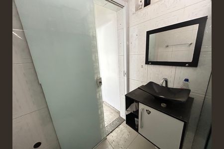 Apartamento para alugar com 70m², 2 quartos e sem vagaBanheiro