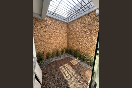 Casa à venda com 142m², 3 quartos e 2 vagas