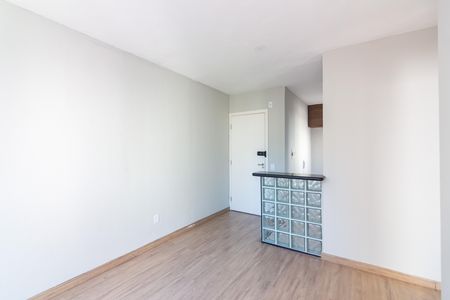 Apartamento à venda com 38m², 2 quartos e sem vaga Apartamento à venda com 38m², 2 quartos e sem vagaSala