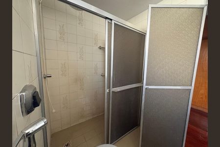 Apartamento para alugar com 120m², 4 quartos e 2 vagasBanheiro suíte 