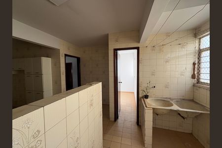 Apartamento para alugar com 120m², 4 quartos e 2 vagasLavanderia
