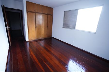 Apartamento para alugar com 120m², 4 quartos e 2 vagasQuarto 4