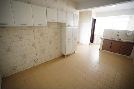 Apartamento para alugar com 120m², 4 quartos e 2 vagasCozinha