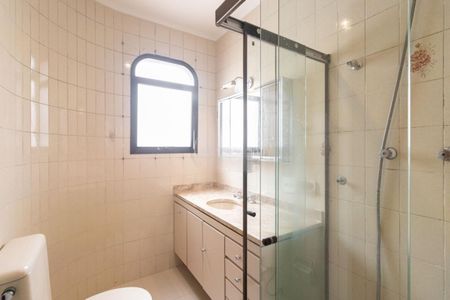 Apartamento para alugar com 238m², 3 quartos e 2 vagas