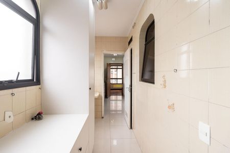 Apartamento para alugar com 238m², 3 quartos e 2 vagas