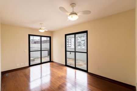 Apartamento para alugar com 238m², 3 quartos e 2 vagas