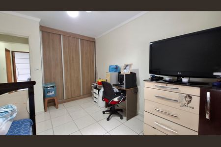 Casa à venda com 180m², 3 quartos e 3 vagas Casa à venda com 180m², 3 quartos e 3 vagasQuarto 3