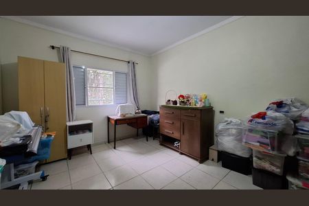 Casa à venda com 180m², 3 quartos e 3 vagas Casa à venda com 180m², 3 quartos e 3 vagasQuarto 2