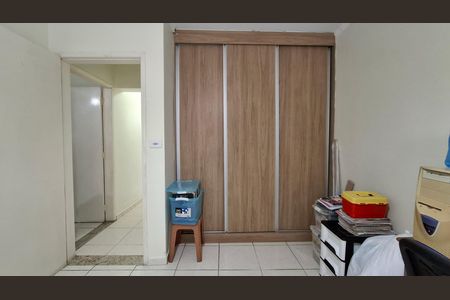 Casa à venda com 180m², 3 quartos e 3 vagas Casa à venda com 180m², 3 quartos e 3 vagasQuarto 3