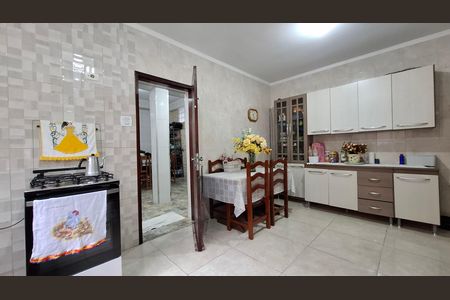 Cozinha de casa à venda com 3 quartos, 180m² em Vila Linda, Santo André